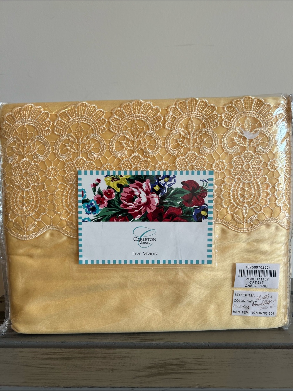 Rare Carleton Varney Live Vividly Symphony Yellow Lace King Sheet Set NIP